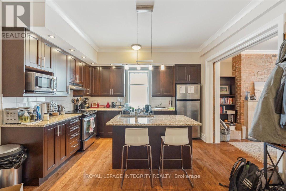 Photo 10 of 1 468 Besserer Street, Ottawa ON