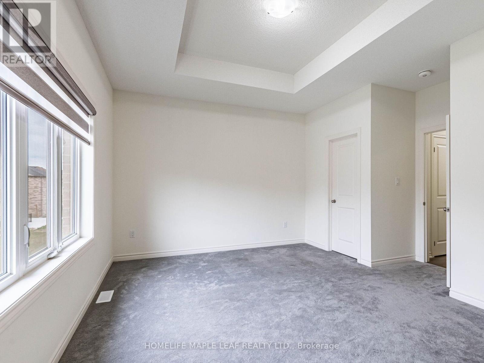 Photo 27 of 10 Truffle Court, Brampton ON