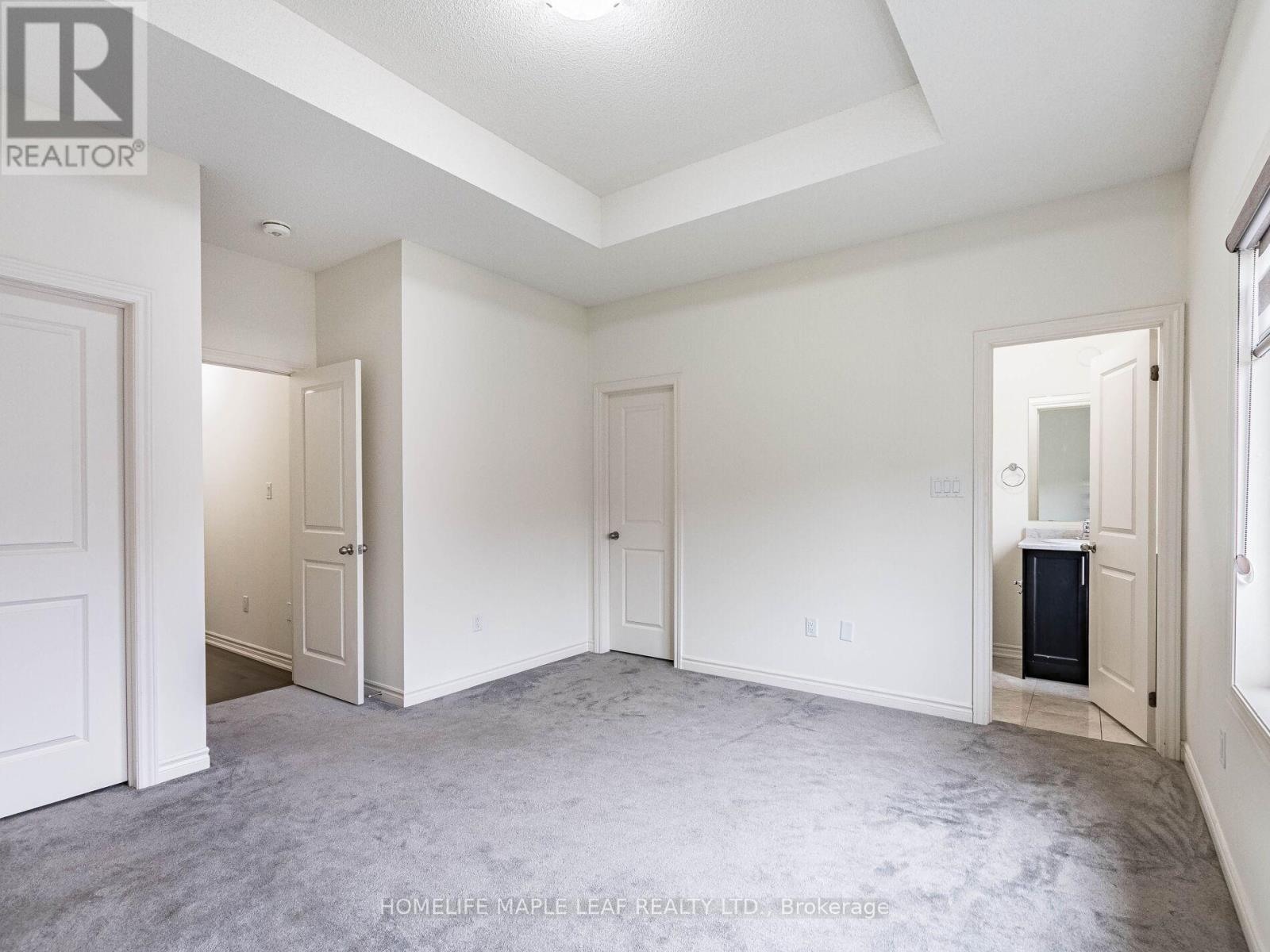 Photo 28 of 10 Truffle Court, Brampton ON