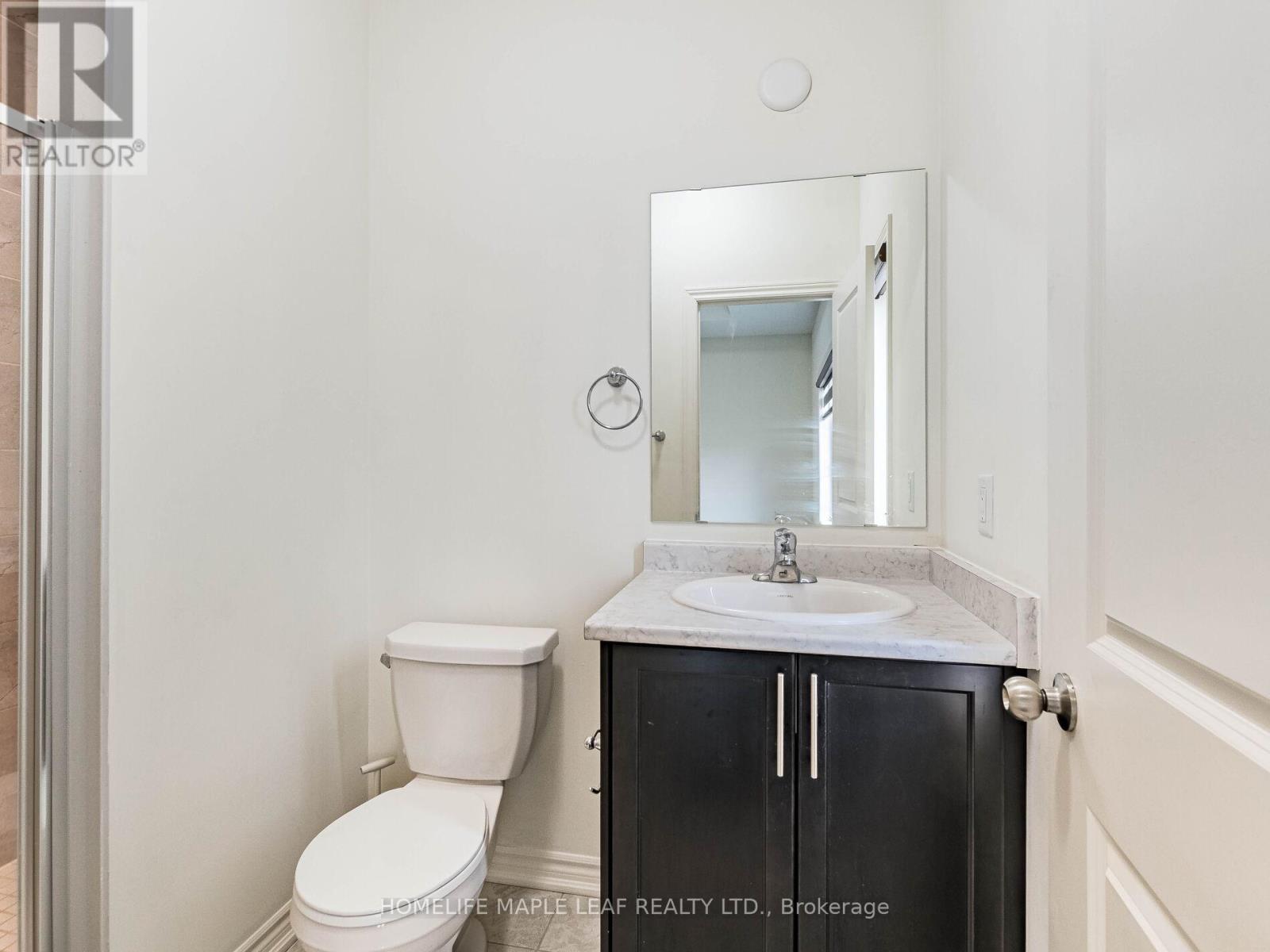 Photo 29 of 10 Truffle Court, Brampton ON