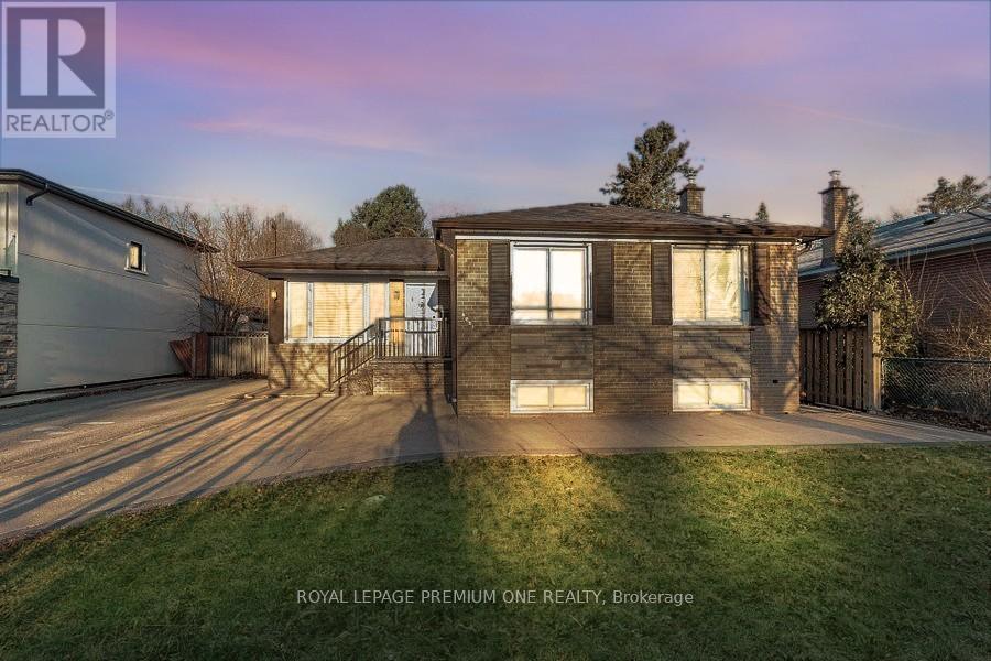 Photo 18 of Bsmt 2085 Bridge Road, Oakville ON