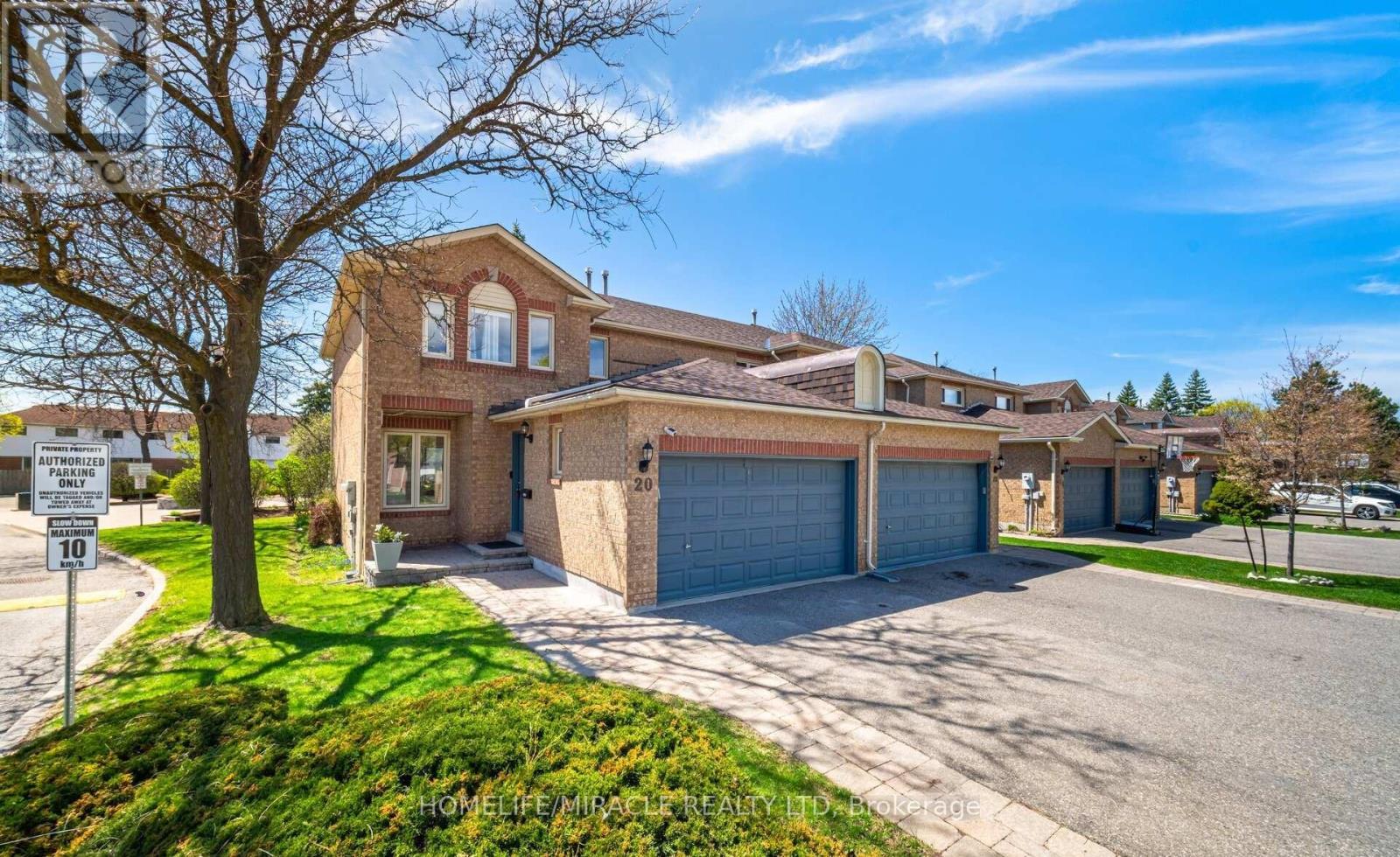 Photo 1 of 20 Wayne Nicol Drive, Brampton ON