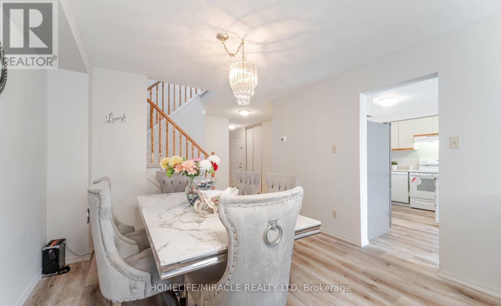Photo 18 of 20 Wayne Nicol Drive, Brampton ON