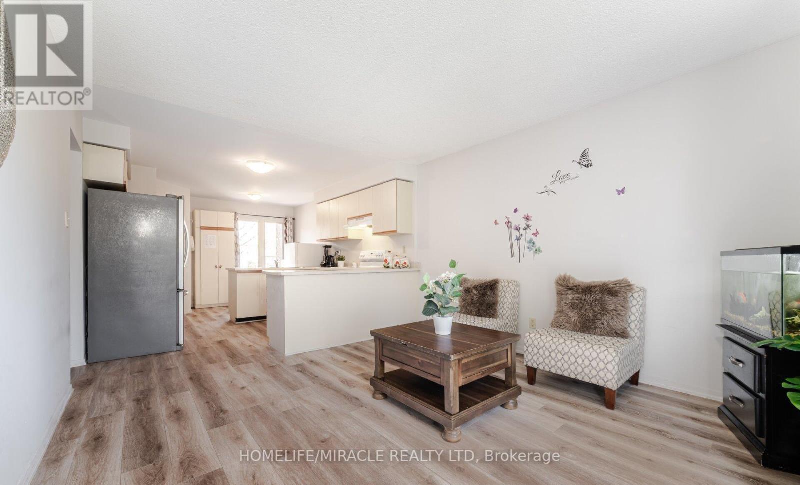 Photo 22 of 20 Wayne Nicol Drive, Brampton ON