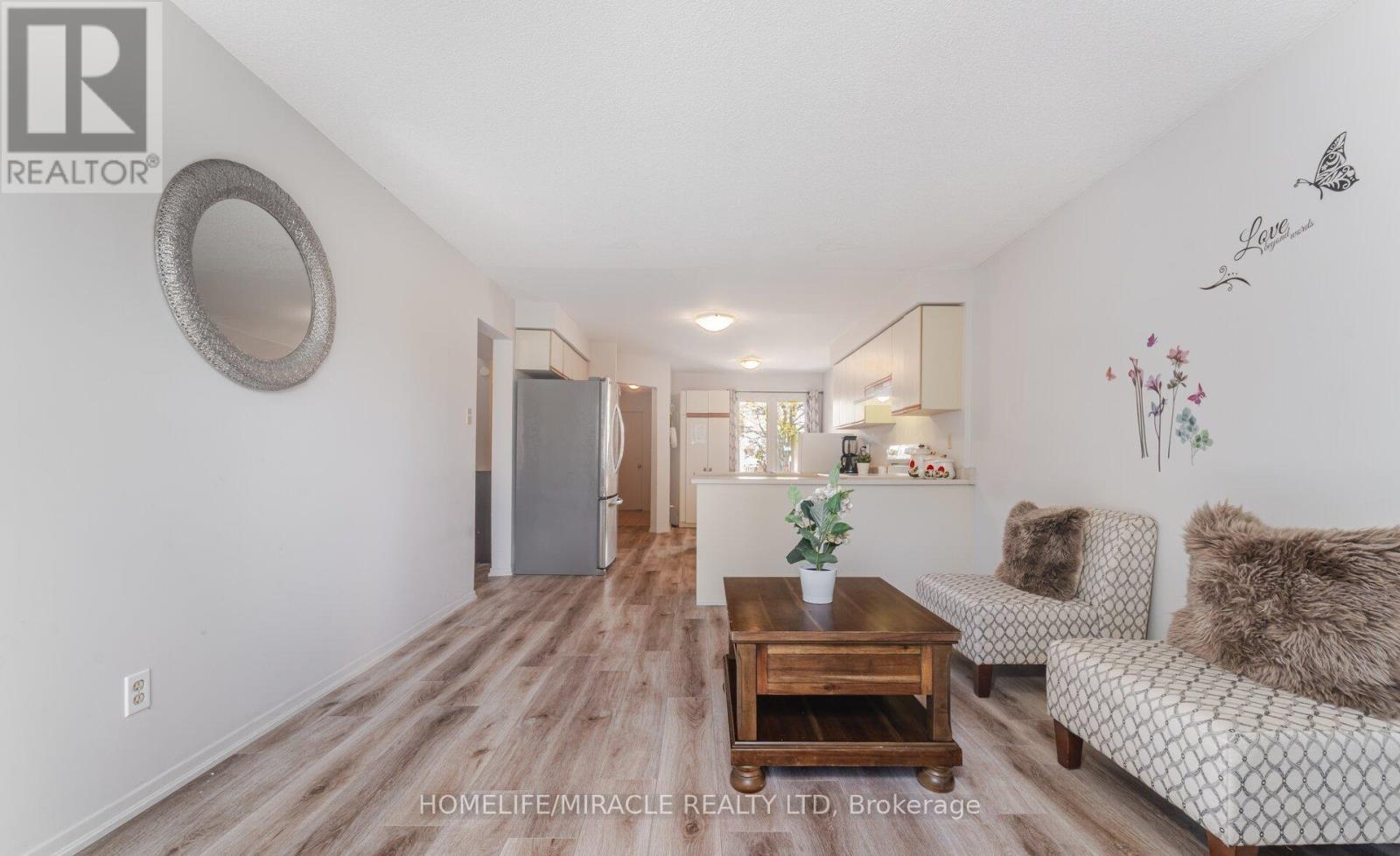 Photo 24 of 20 Wayne Nicol Drive, Brampton ON