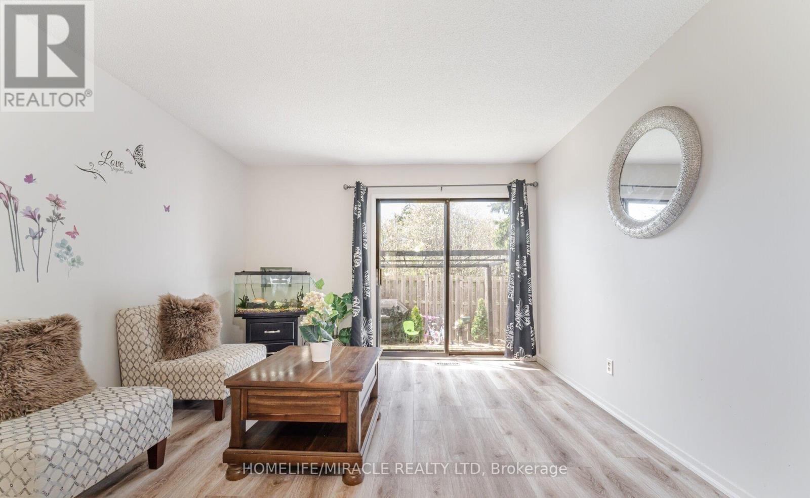 Photo 26 of 20 Wayne Nicol Drive, Brampton ON