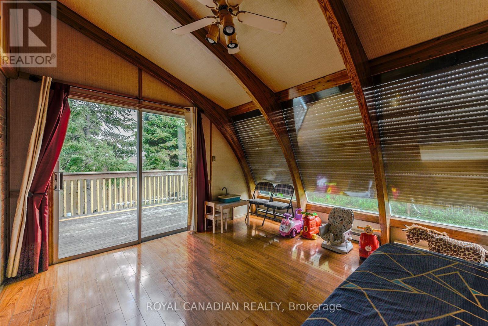 Photo 19 of 2 Mayberry Court, Brampton ON