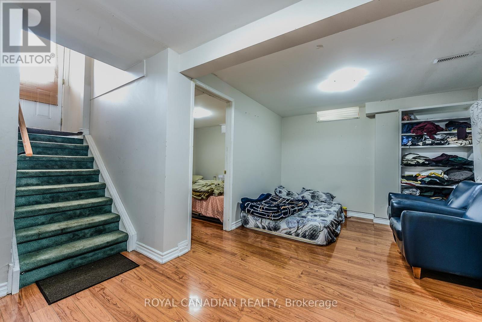 Photo 37 of 2 Mayberry Court, Brampton ON