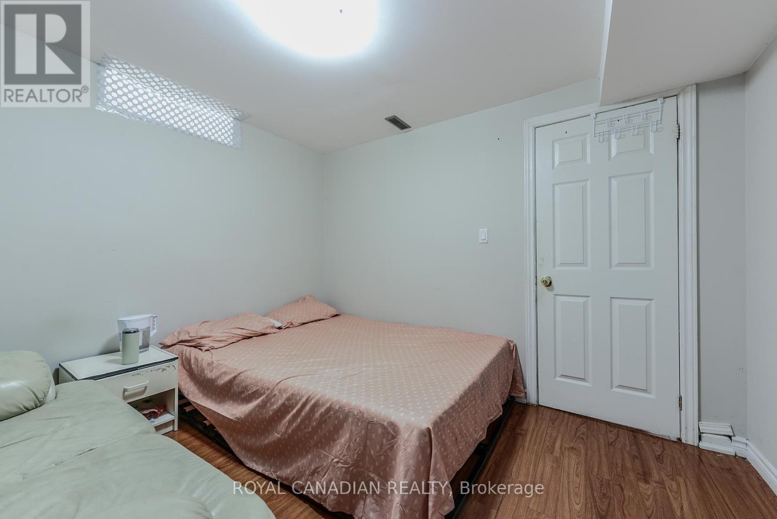 Photo 40 of 2 Mayberry Court, Brampton ON