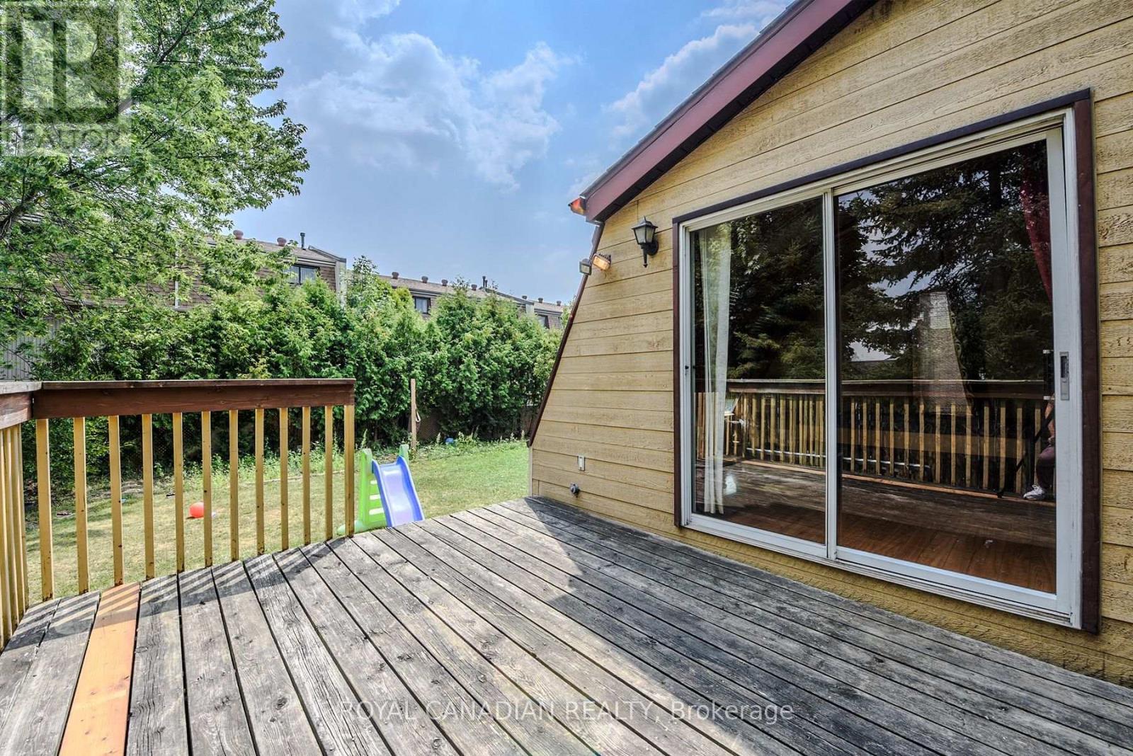 Photo 46 of 2 Mayberry Court, Brampton ON