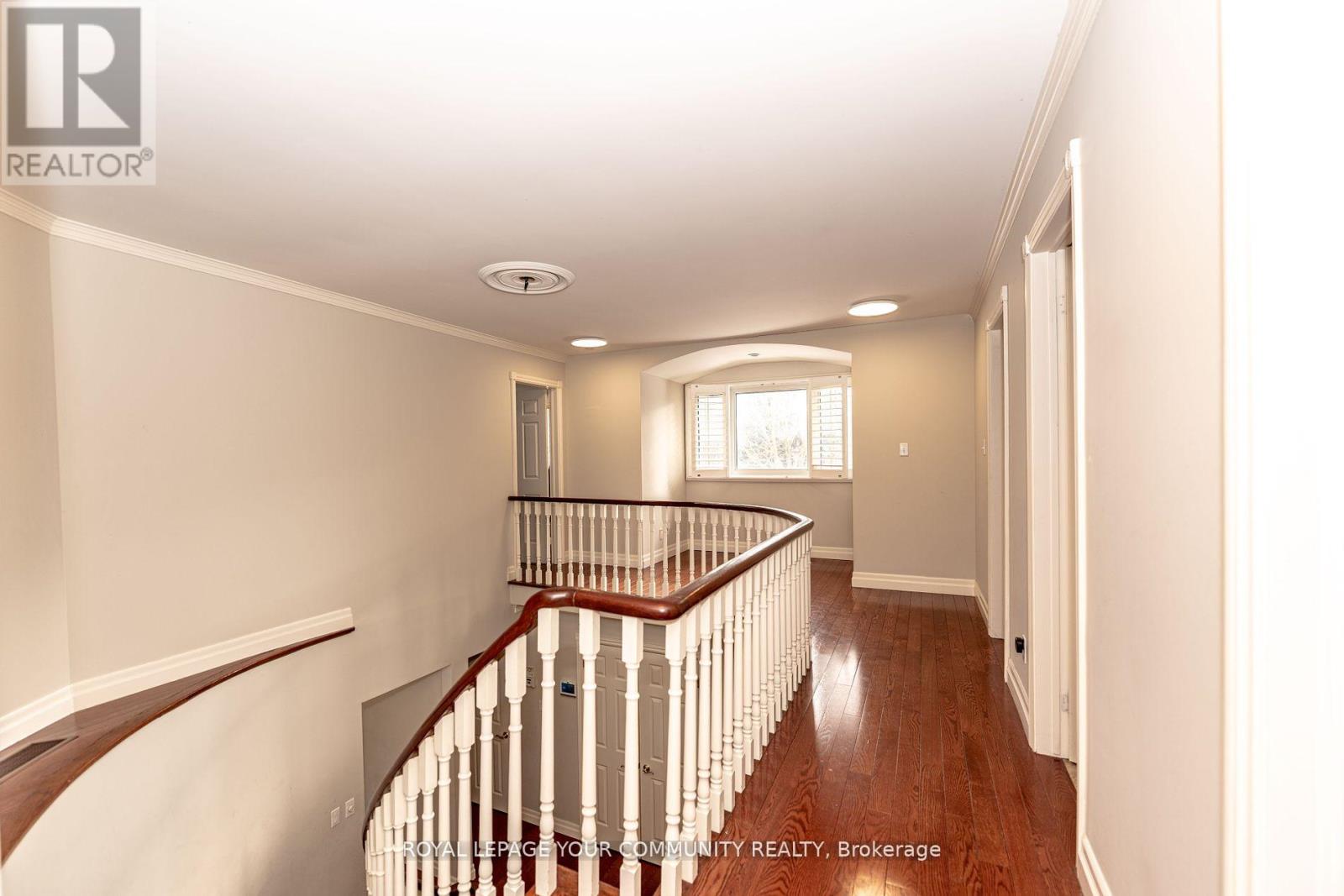 Photo 15 of 91 Winchester Lane, Richmond Hill ON