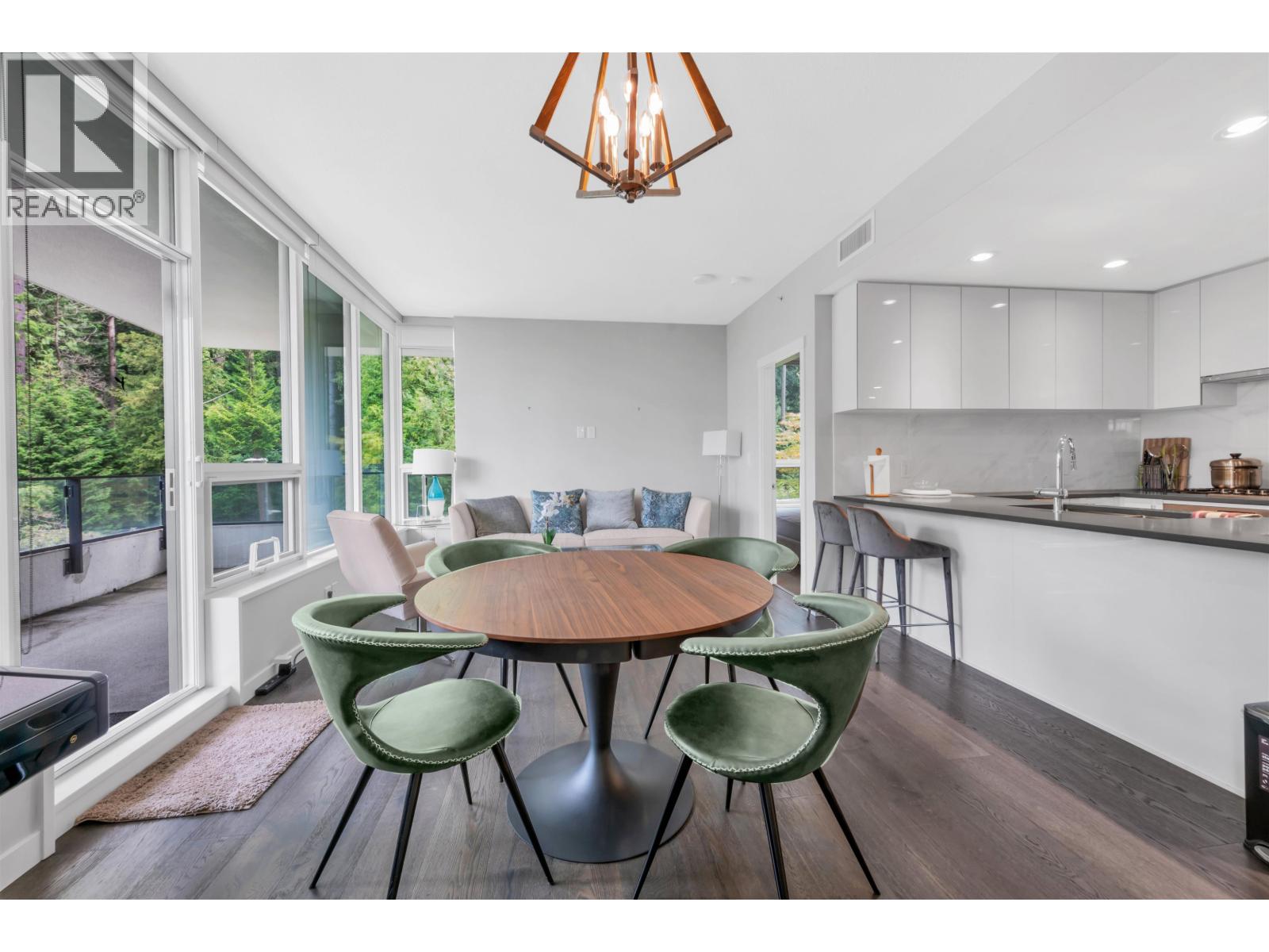 Photo 5 of 305 3487 Binning Road, Vancouver BC
