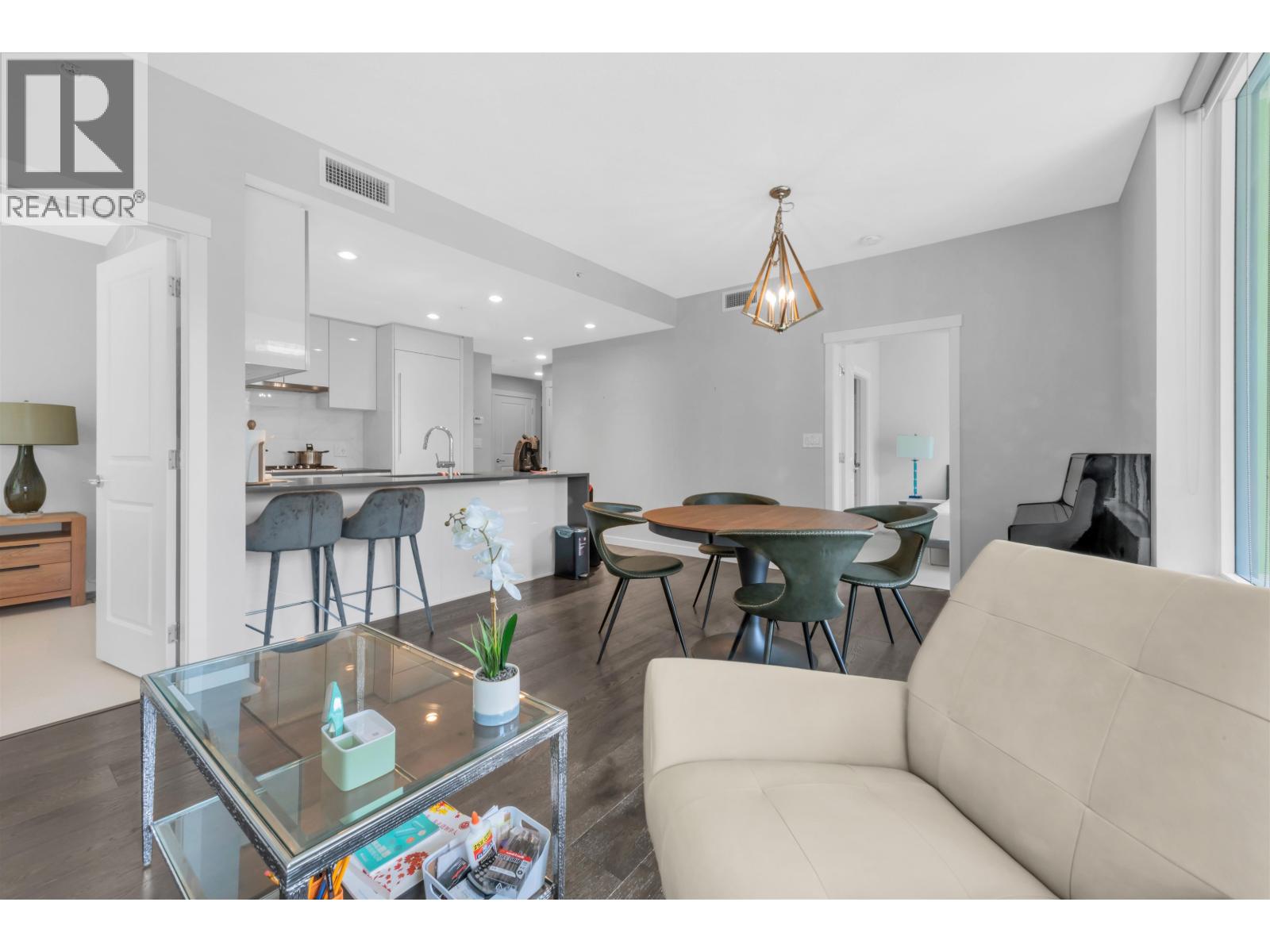 Photo 2 of 305 3487 Binning Road, Vancouver BC