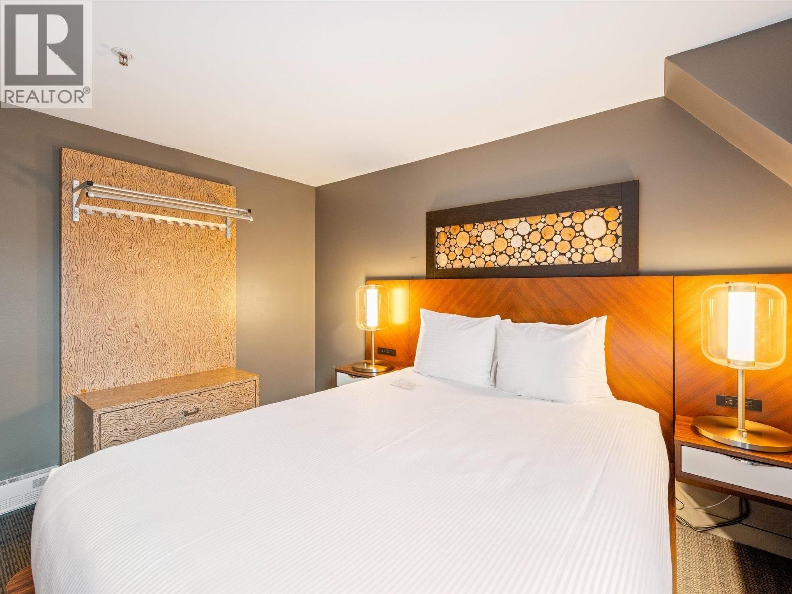 307 4122 VILLAGE GREEN WAY, Whistler