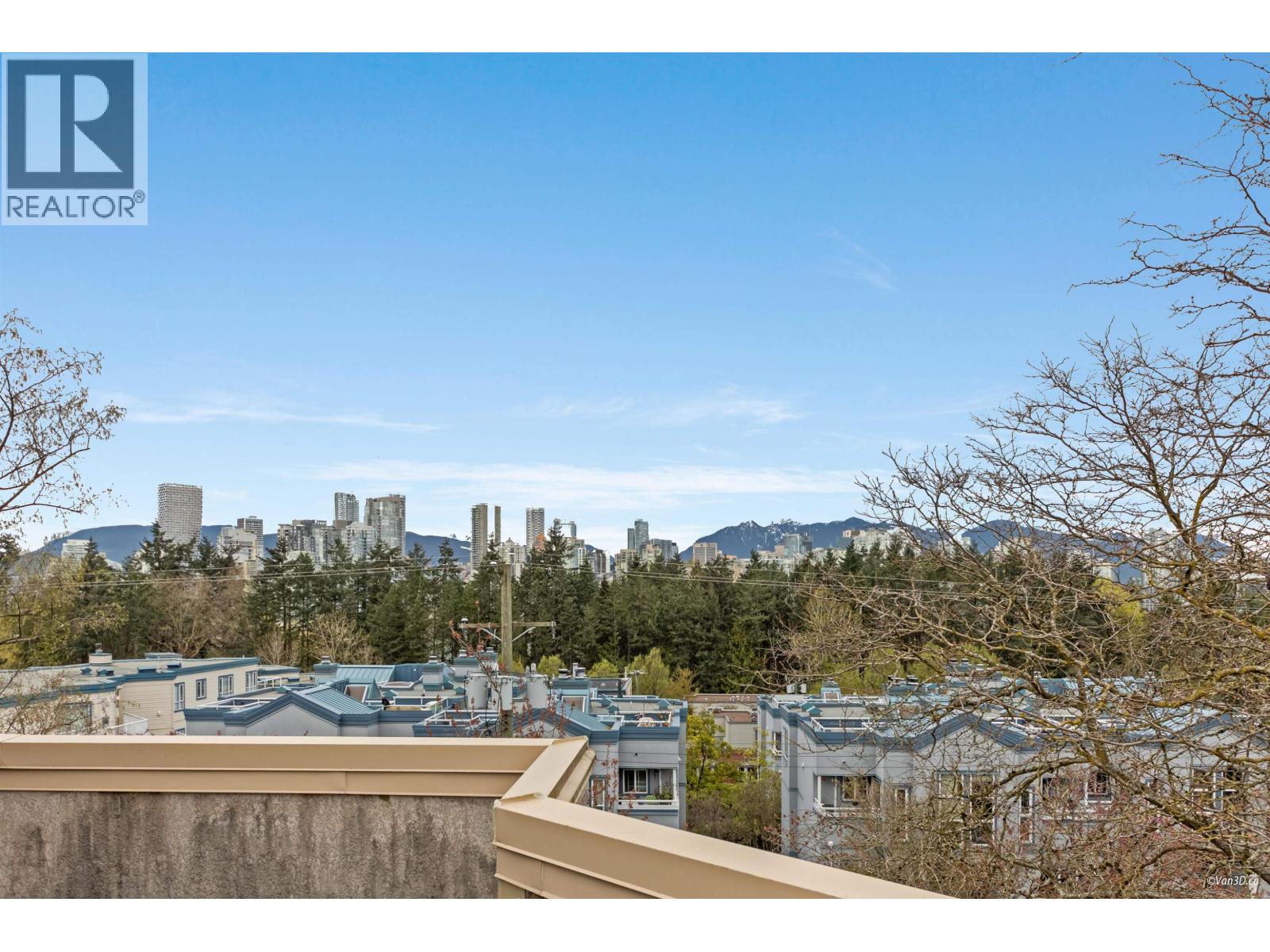 Photo 1 of 17 870 W 7th Avenue, Vancouver BC