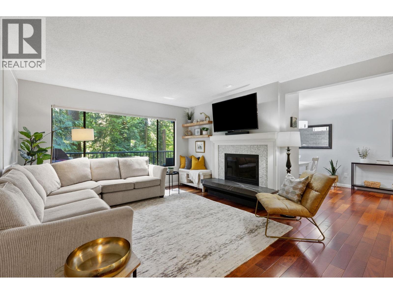 Photo 1 of 887 Frederick Road, North Vancouver BC