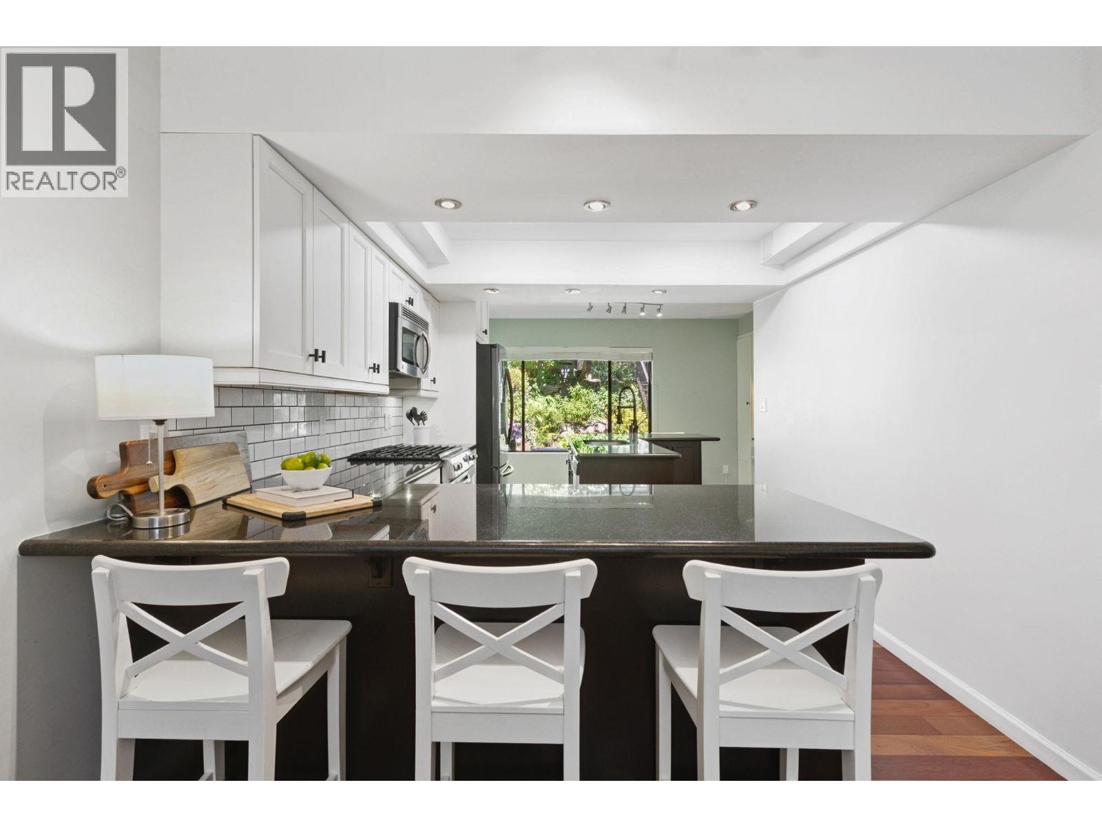 Photo 12 of 887 Frederick Road, North Vancouver BC