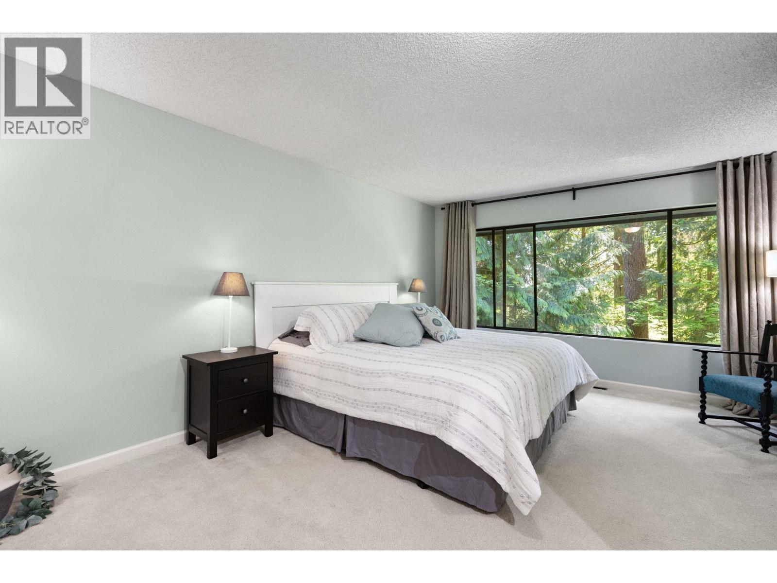 Photo 16 of 887 Frederick Road, North Vancouver BC