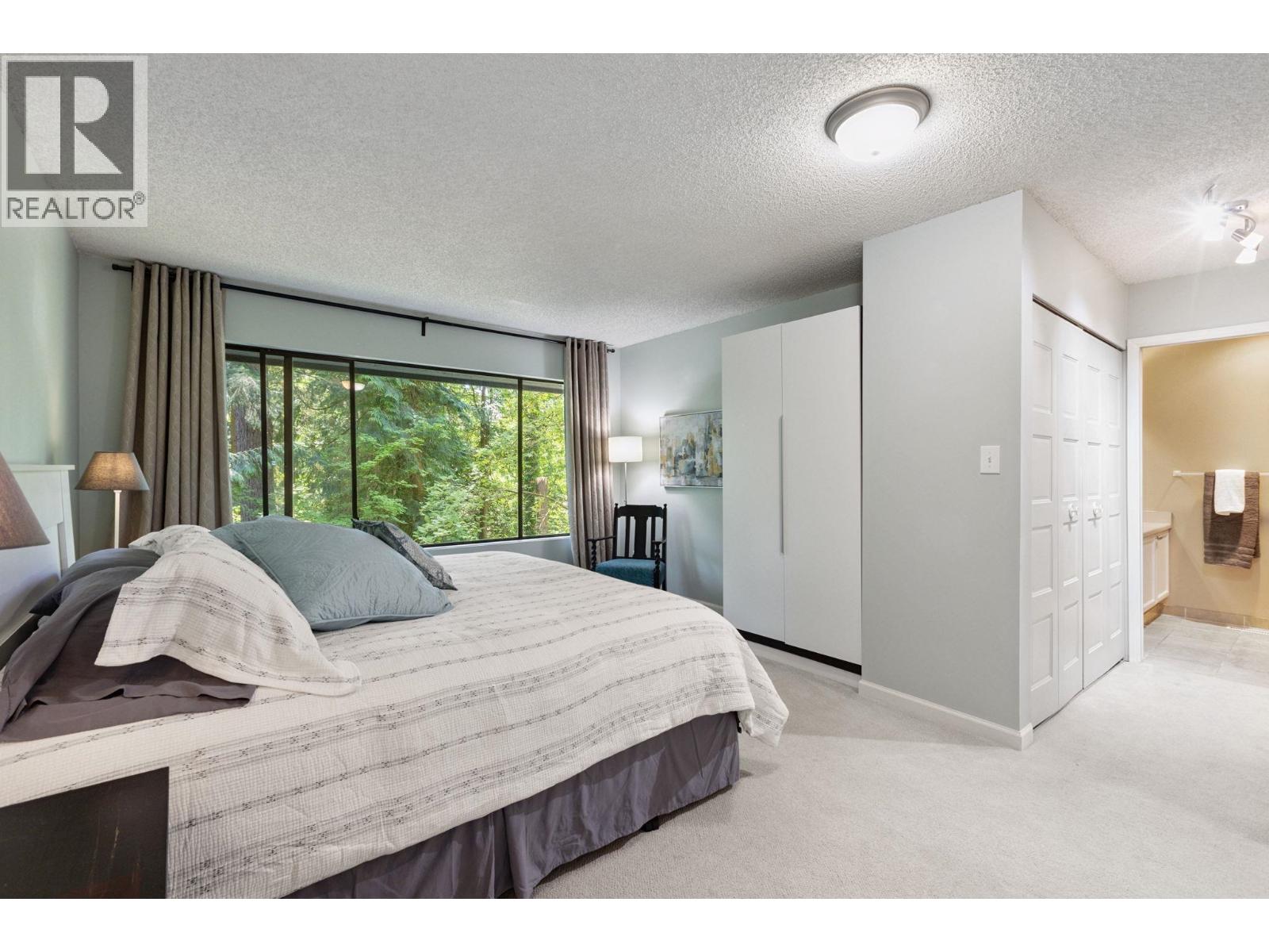Photo 17 of 887 Frederick Road, North Vancouver BC