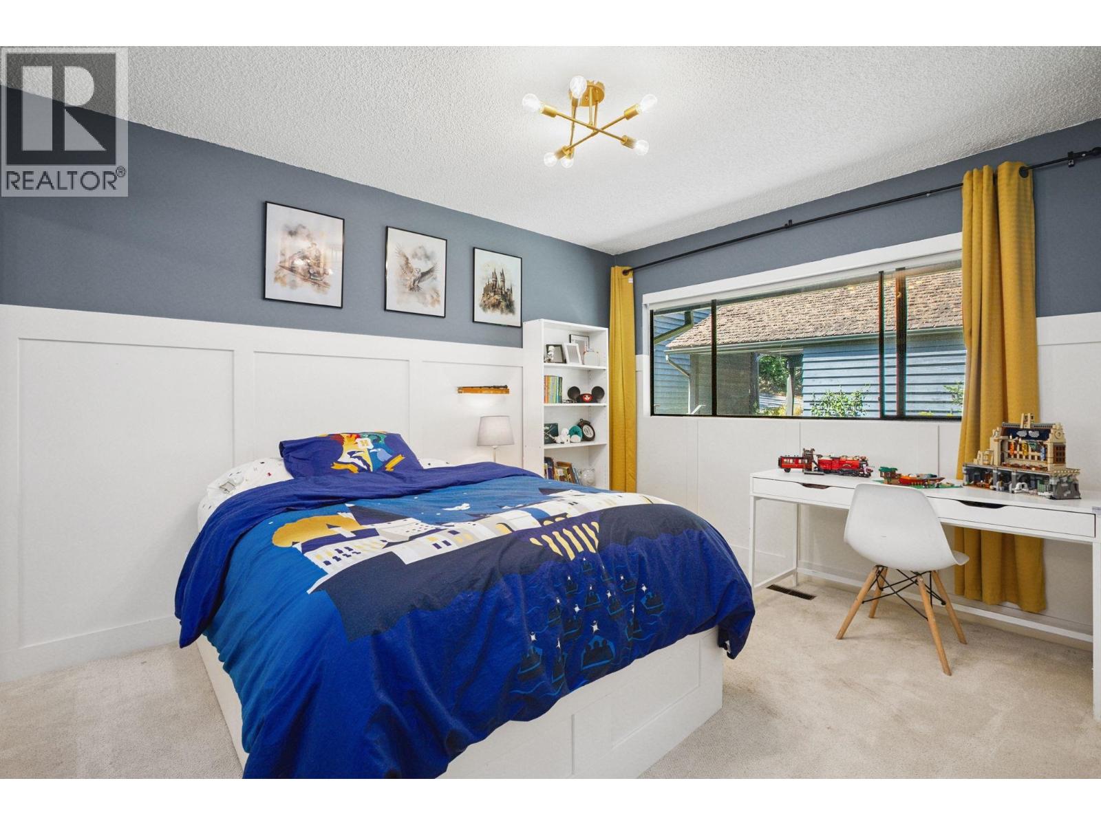 Photo 19 of 887 Frederick Road, North Vancouver BC