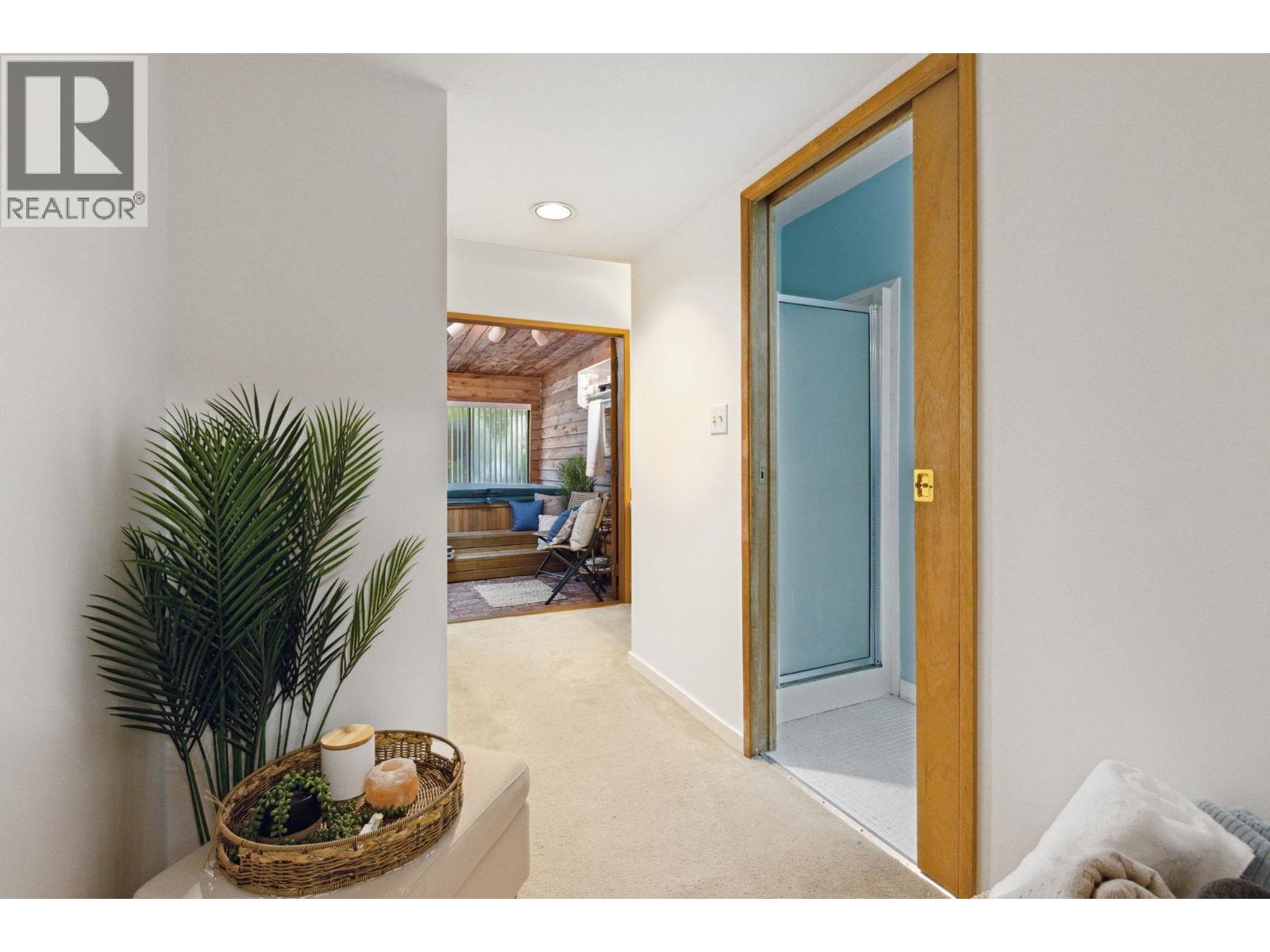Photo 26 of 887 Frederick Road, North Vancouver BC