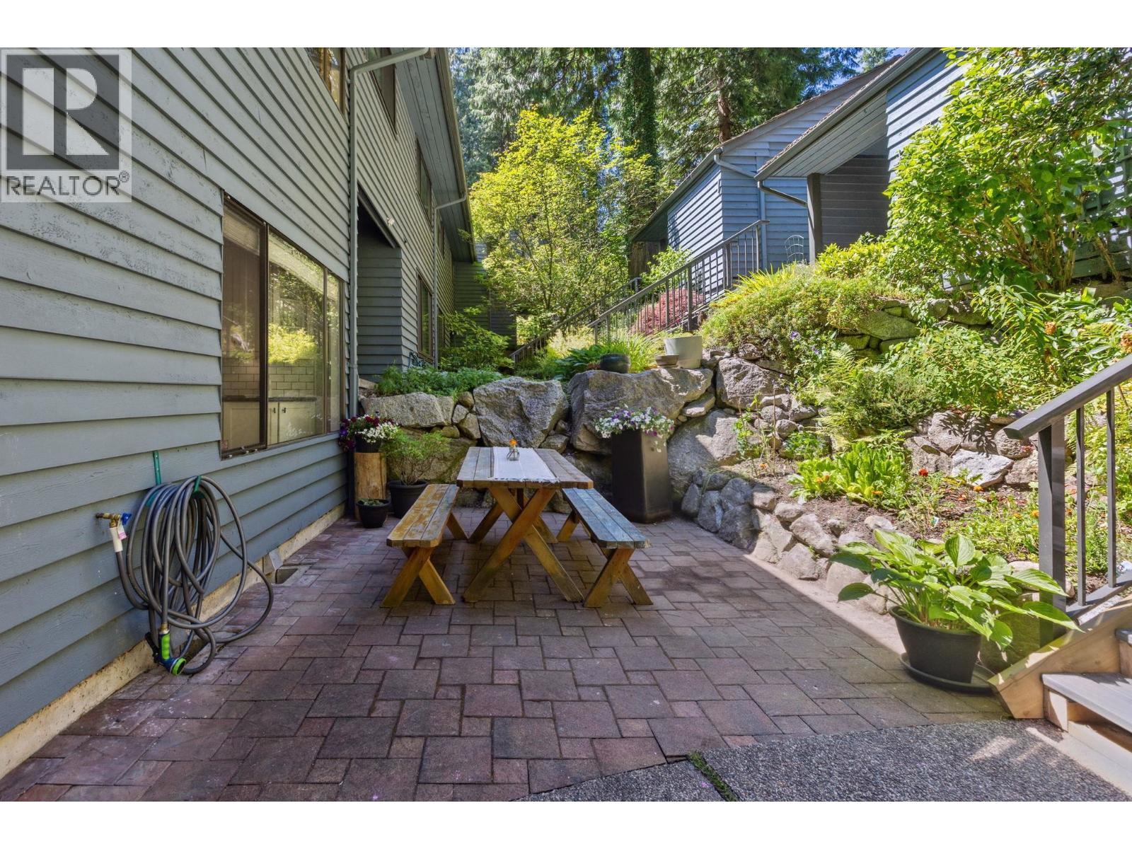 Photo 33 of 887 Frederick Road, North Vancouver BC