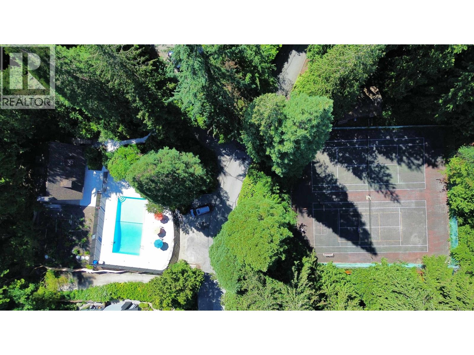 Photo 38 of 887 Frederick Road, North Vancouver BC