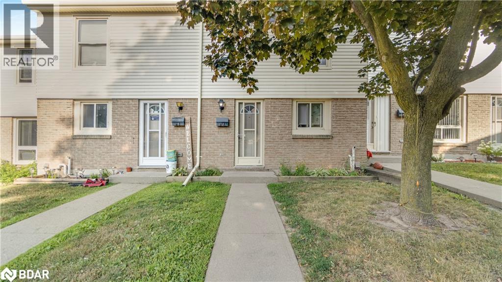 Photo 4 of 165 Green Valley Drive Unit 18, Kitchener ON