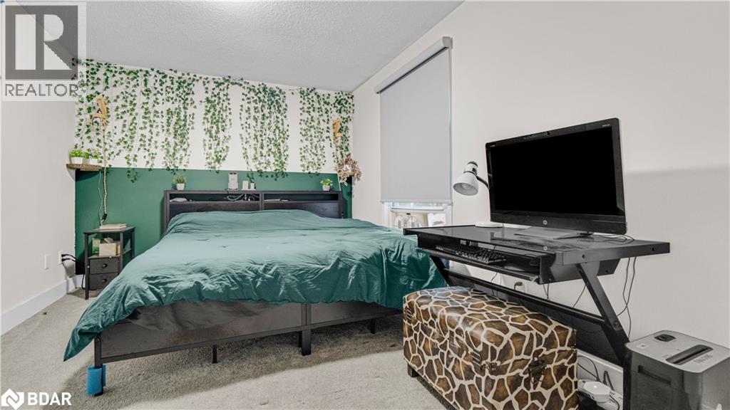 Photo 5 of 165 Green Valley Drive Unit 18, Kitchener ON