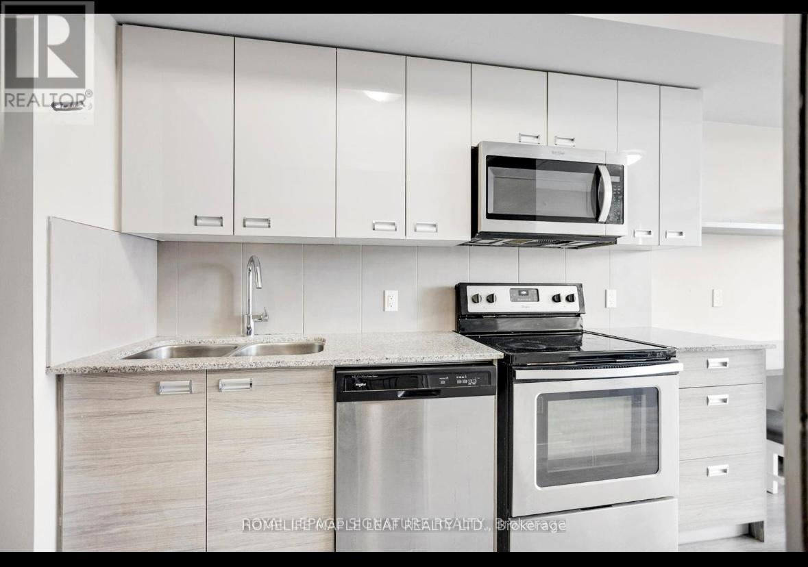 Photo 11 of 12 308 Lester Street, Waterloo ON