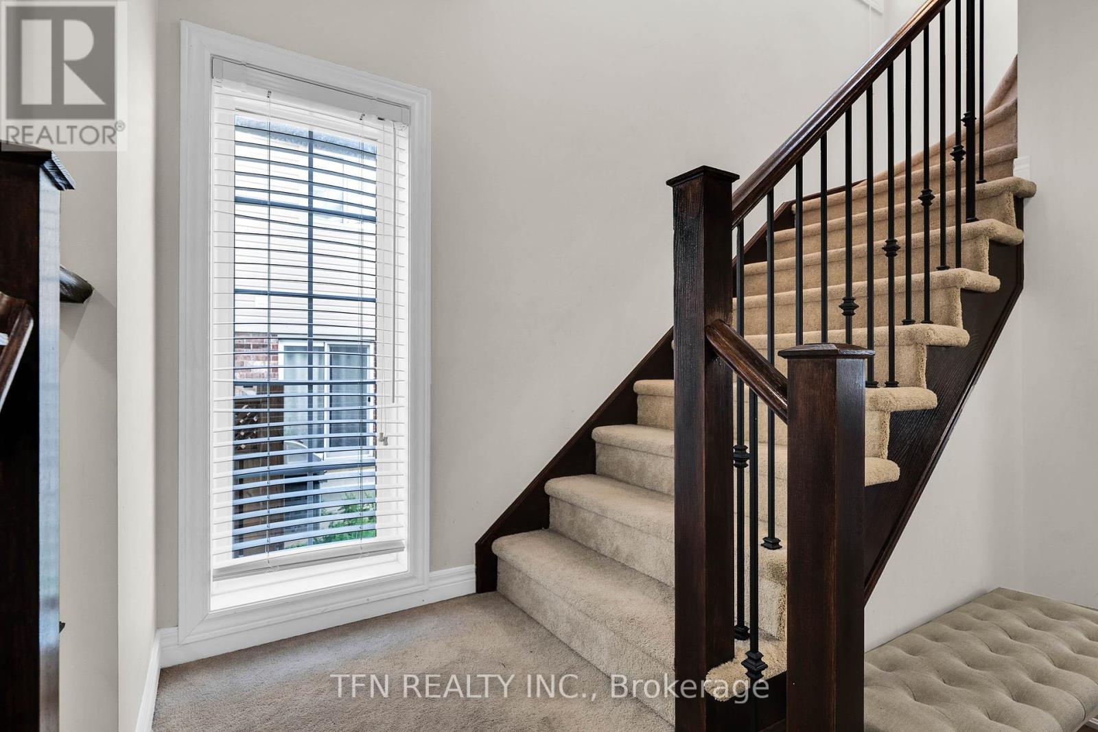 Photo 18 of 5 73 Medici Lane, Hamilton ON