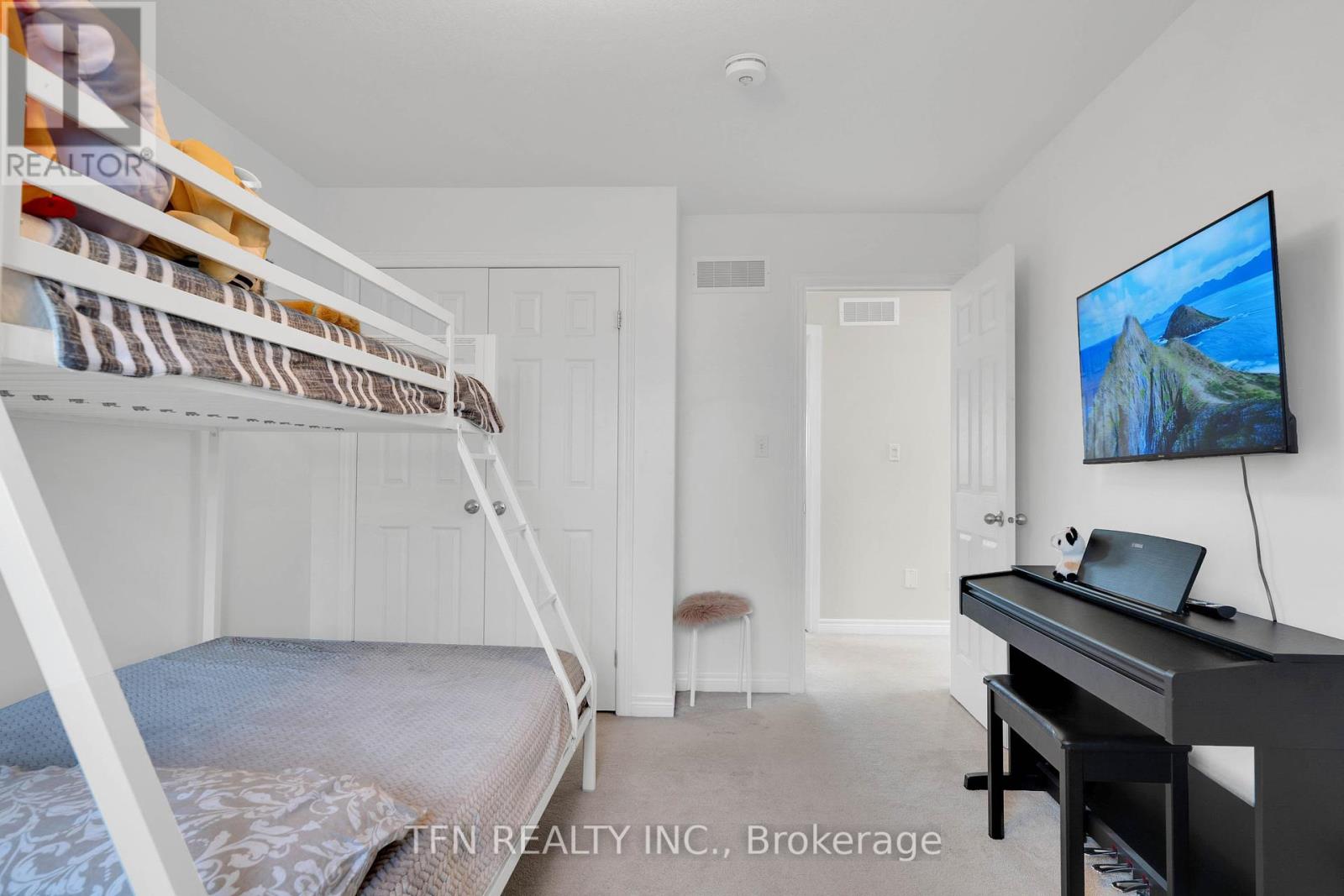 Photo 27 of 5 73 Medici Lane, Hamilton ON