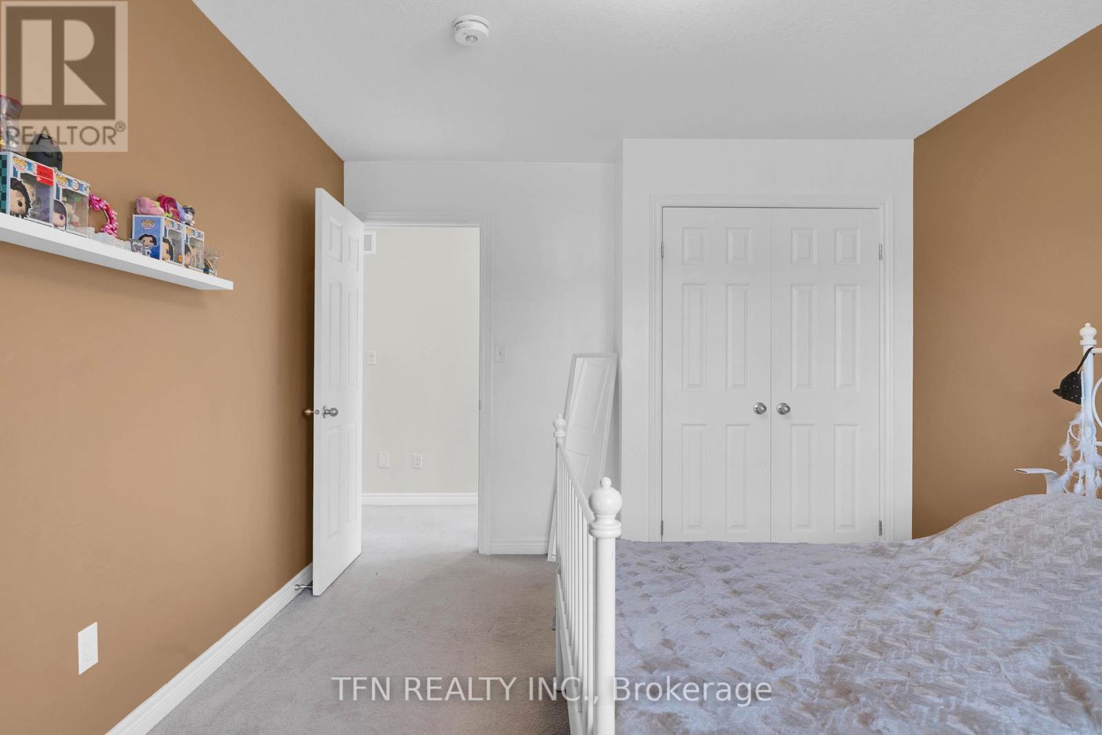 Photo 29 of 5 73 Medici Lane, Hamilton ON
