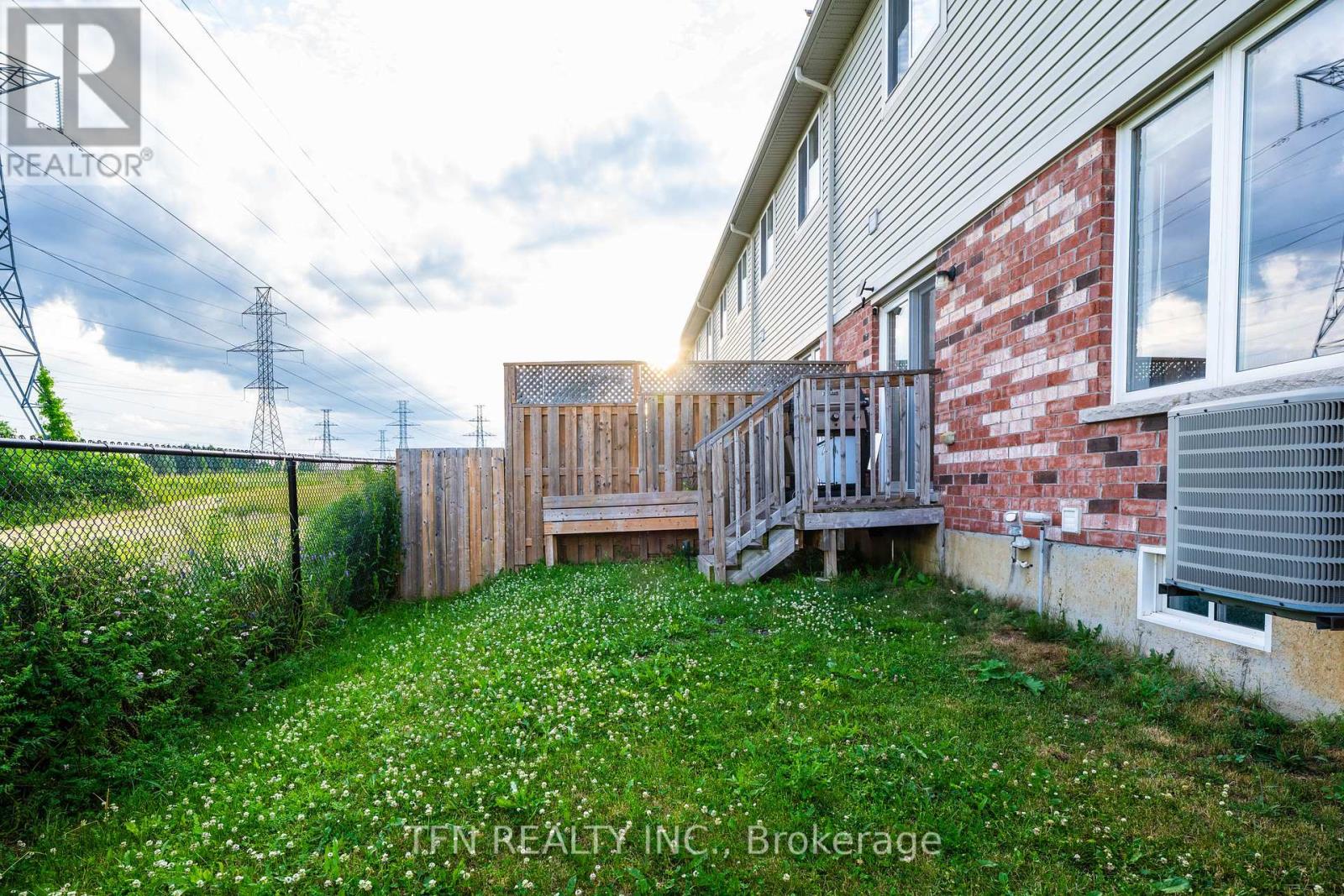 Photo 34 of 5 73 Medici Lane, Hamilton ON