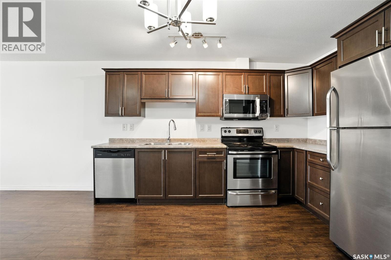 Photo 14 of 5202 110 Willis Crescent, Saskatoon SK