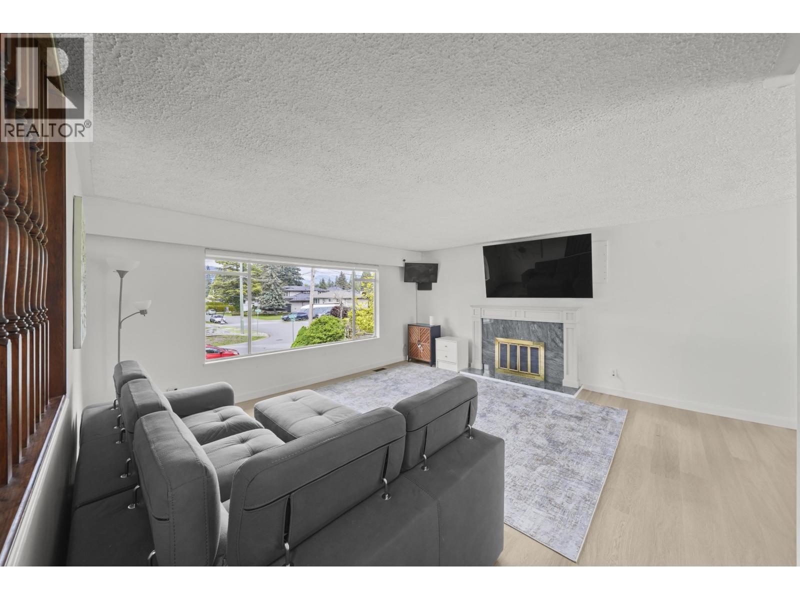 Photo 10 of 1640 Spray Avenue, Coquitlam BC