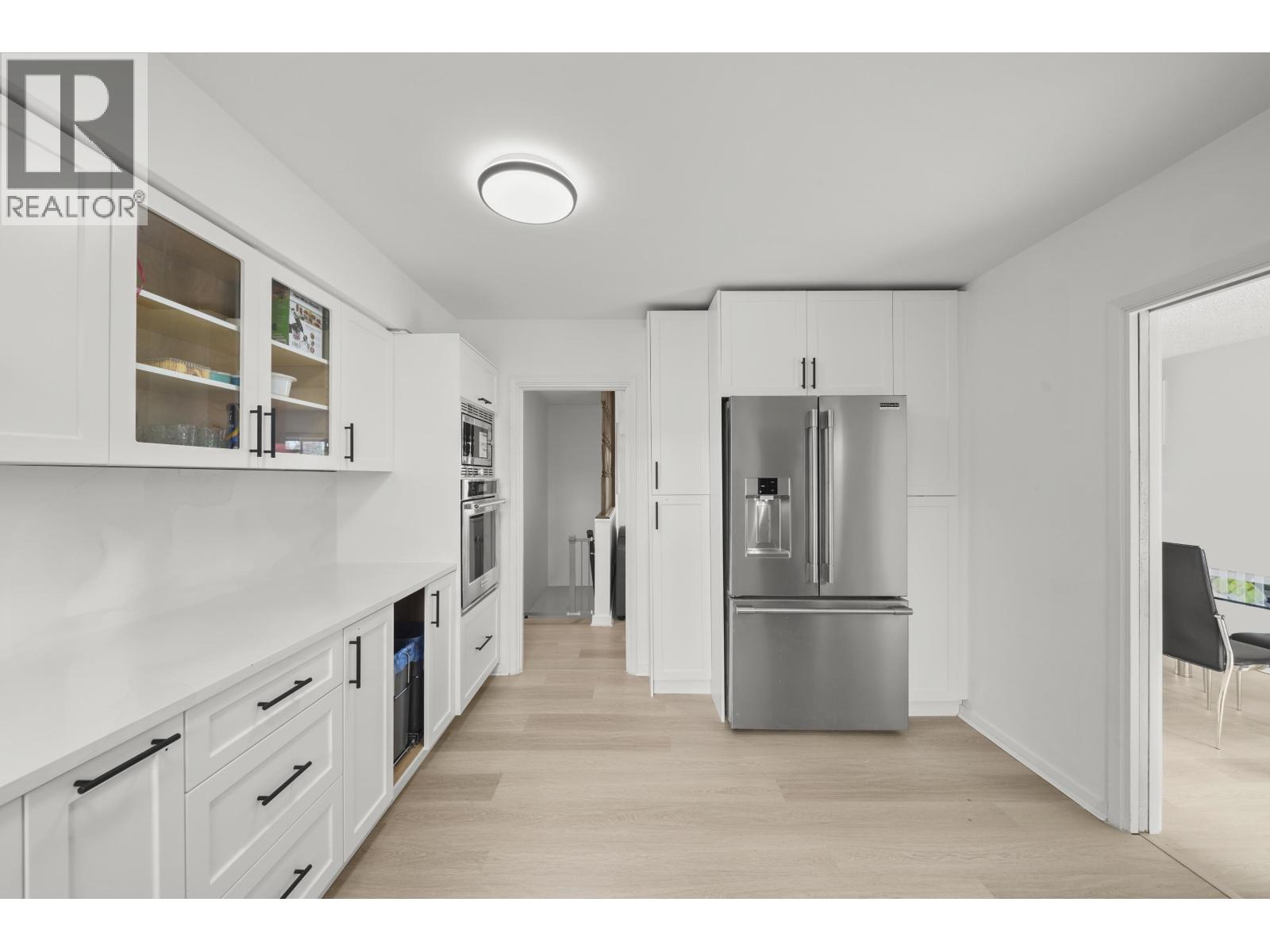 Photo 4 of 1640 Spray Avenue, Coquitlam BC