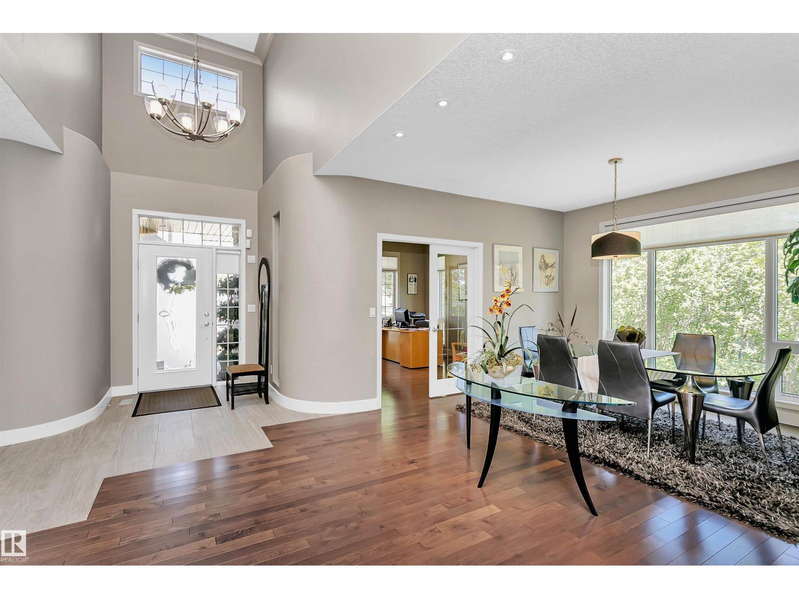 Photo 5 of 2 735 Butterworth Dr Nw, Edmonton AB