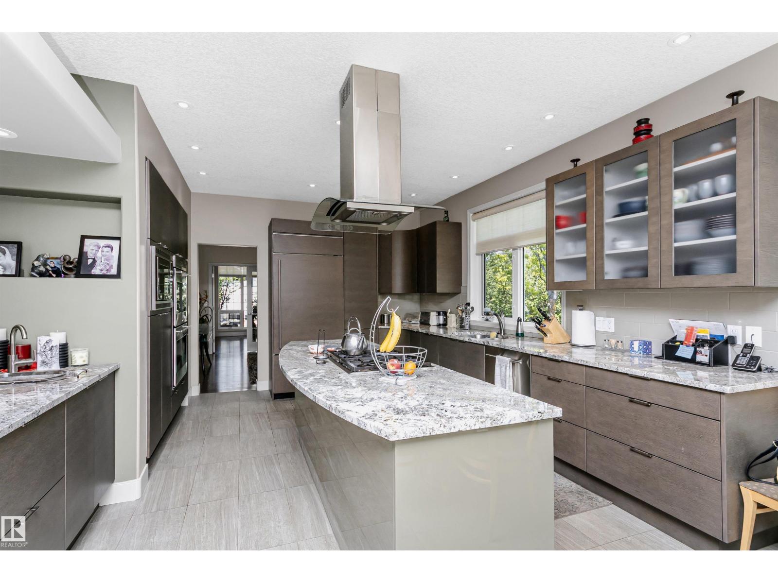 Photo 18 of 2 735 Butterworth Dr Nw, Edmonton AB