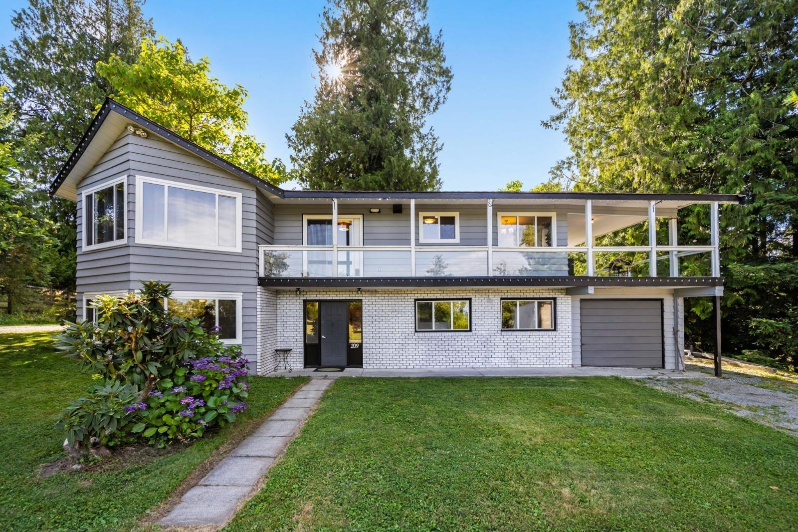 Photo 11 of 205 210 Street, Langley BC