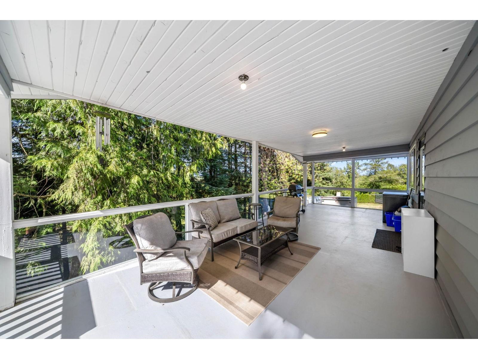 Photo 8 of 205 210 Street, Langley BC
