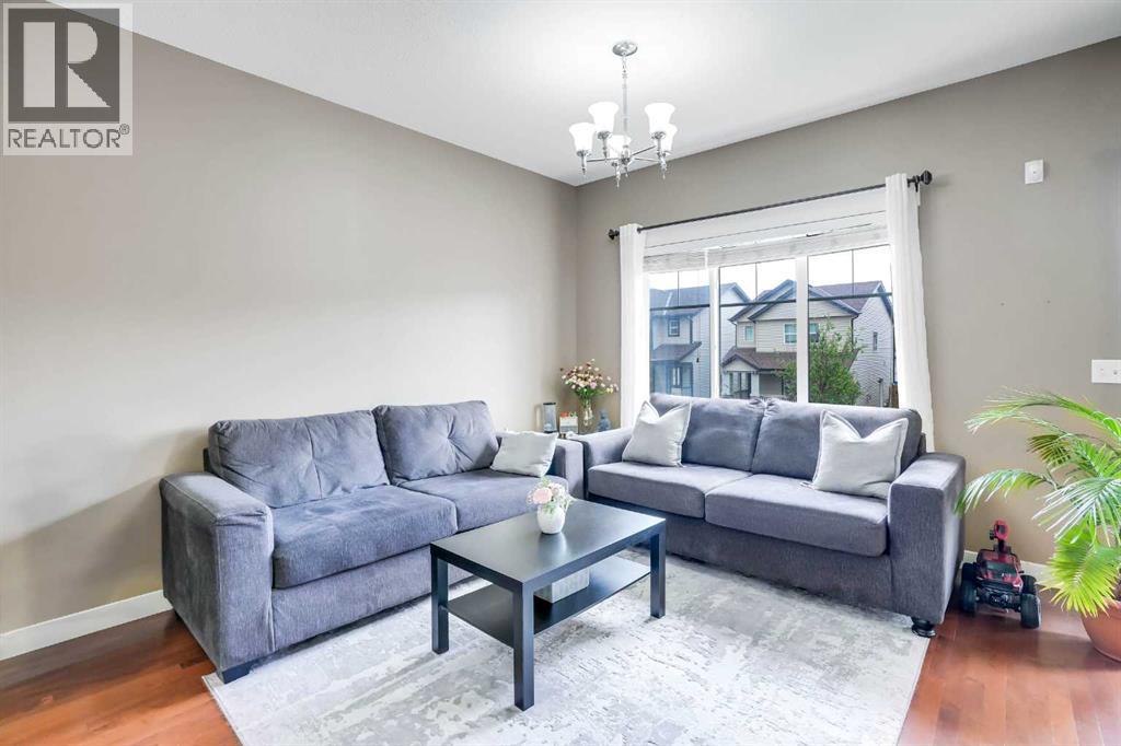 Single Family House for Sale in  Skyview Springs Manor NE Skyview Ranch Calgary 