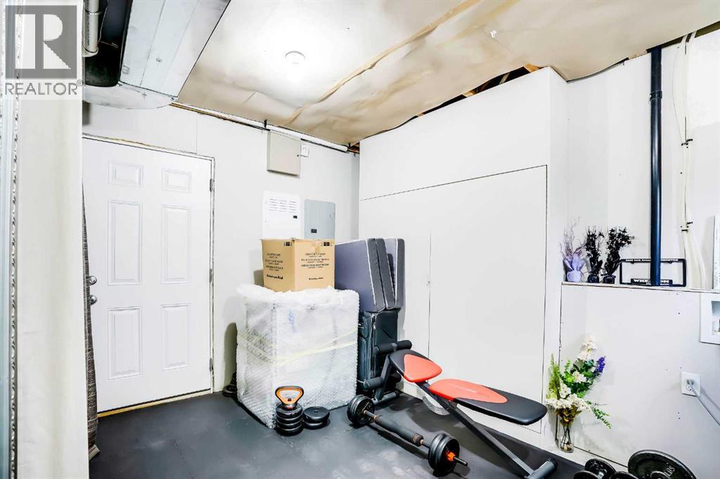 Single Family House for Sale in  Skyview Springs Manor NE Skyview Ranch Calgary 