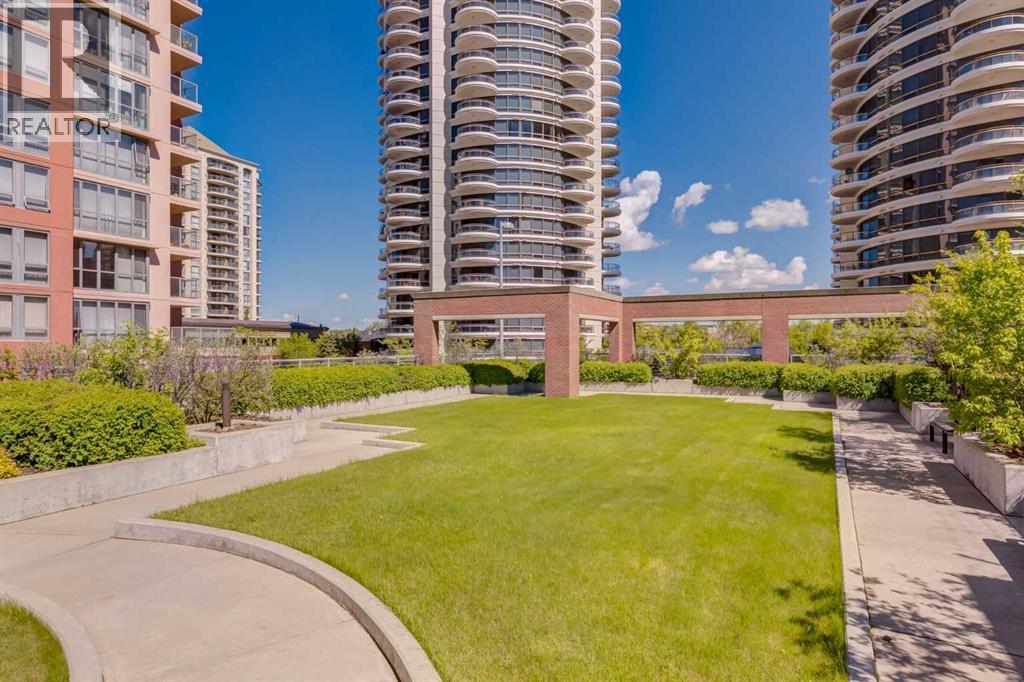 Single Family House for Sale in    Street SW Downtown West End Calgary 
