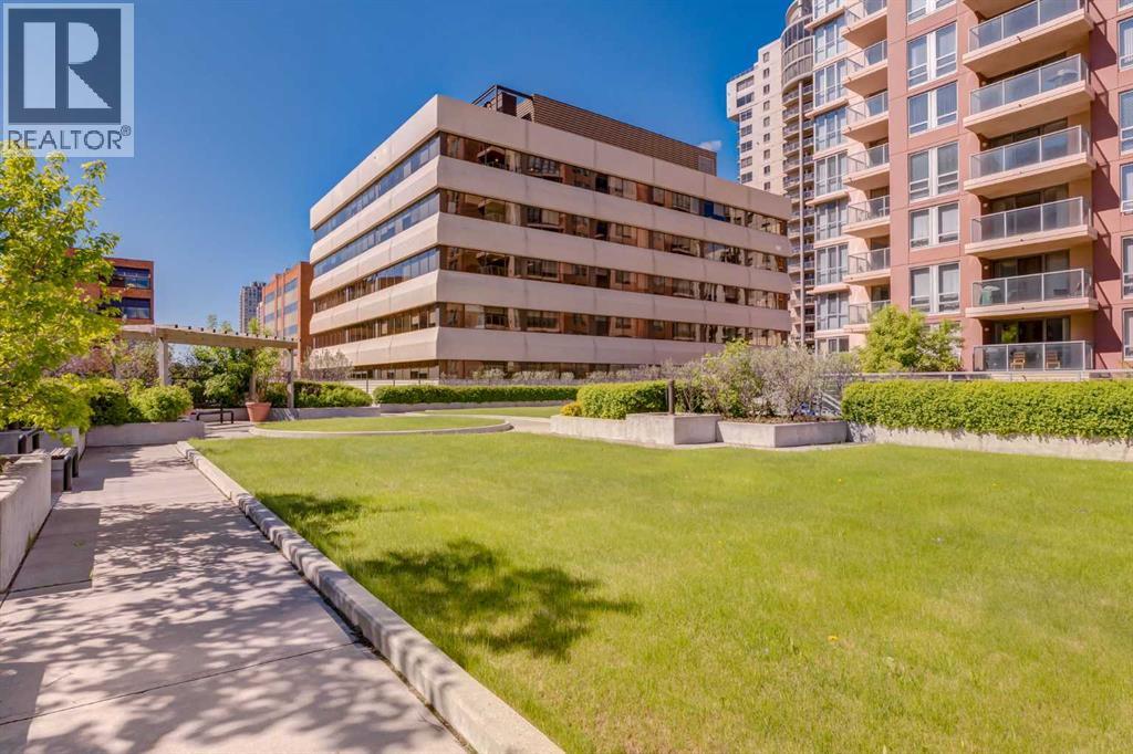 Single Family House for Sale in    Street SW Downtown West End Calgary 