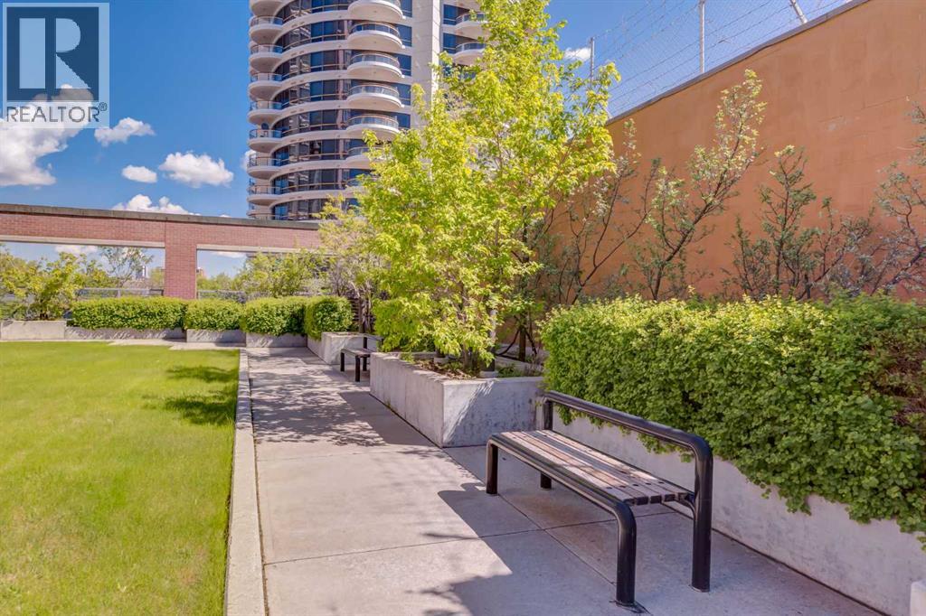 Single Family House for Sale in    Street SW Downtown West End Calgary 