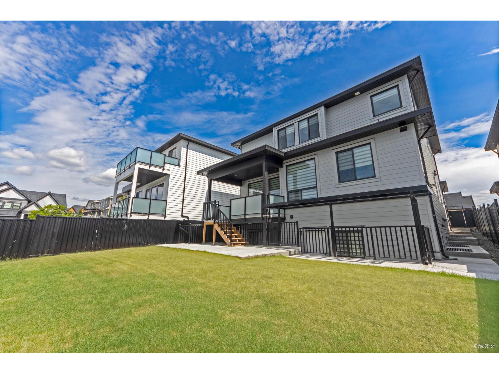 Photo 27 of 7657 155 Street, Surrey BC