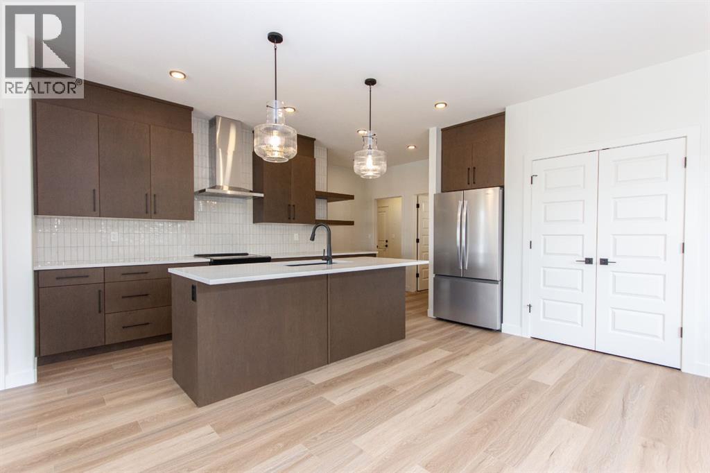 Photo 5 of 10 Tindale Place, Red Deer AB