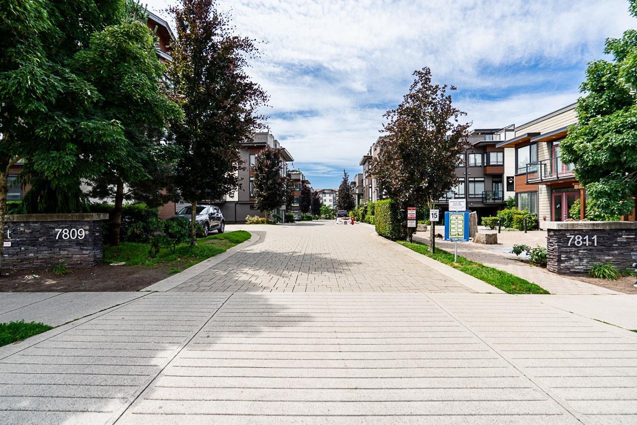 Photo 25 of 53 7811 209 Street, Langley BC