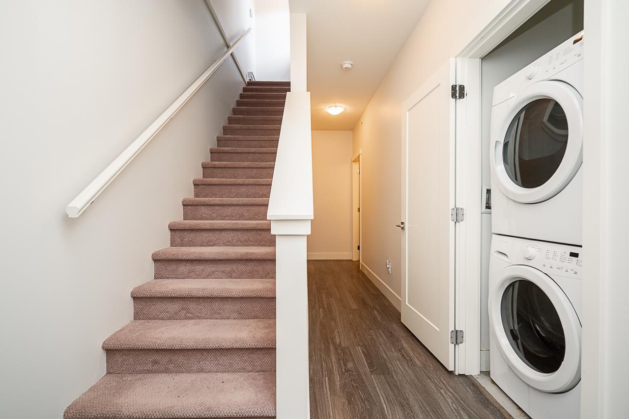Photo 17 of 53 7811 209 Street, Langley BC